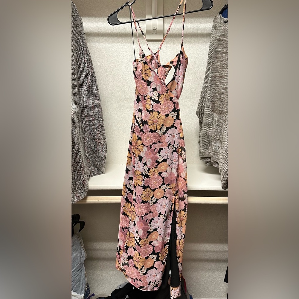 Floral Maxi Dress - size small